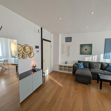 Convenient Family Apt With Private Parking Местре Екстериор снимка