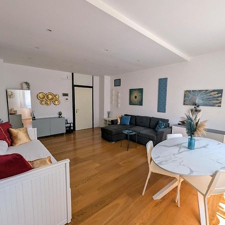 Convenient Family Apt With Private Parking Местре Екстериор снимка