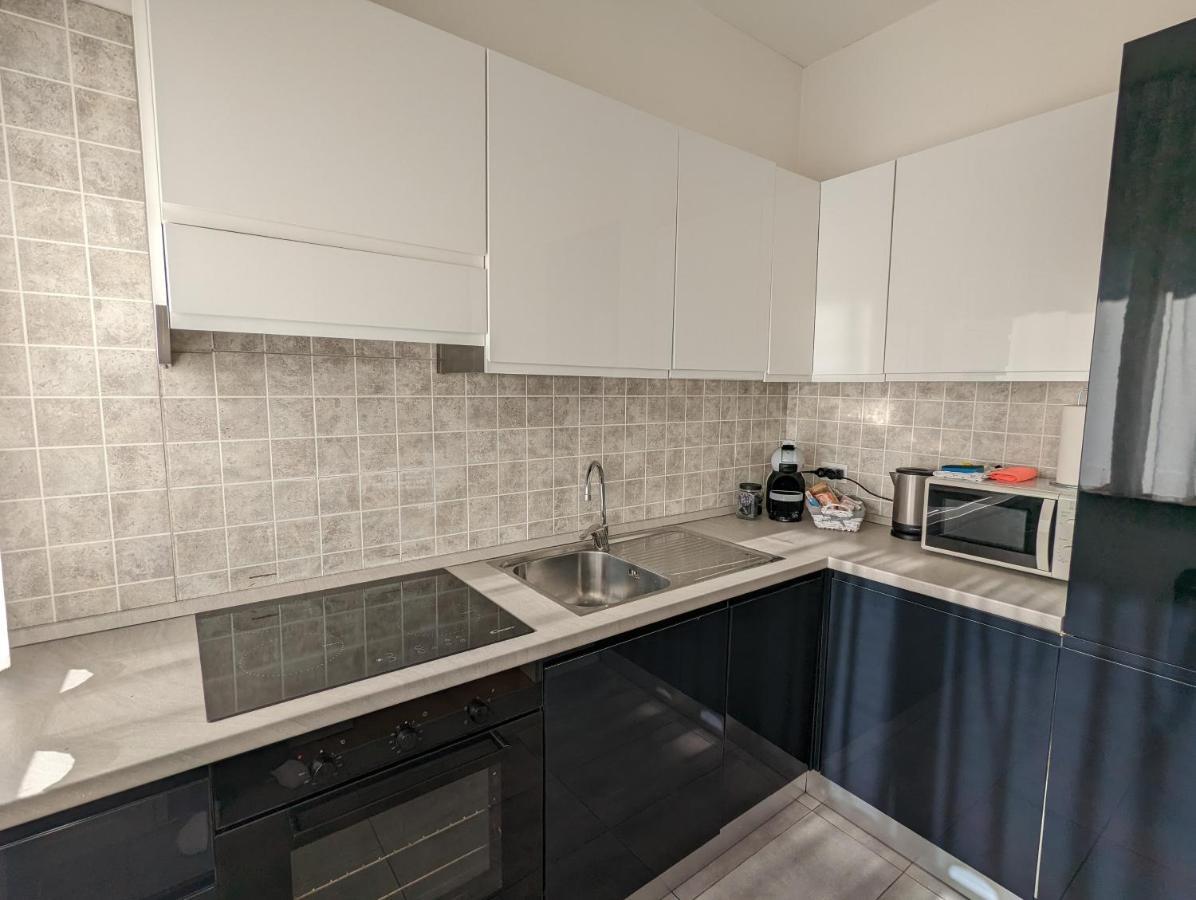 Convenient Family Apt With Private Parking Местре Екстериор снимка